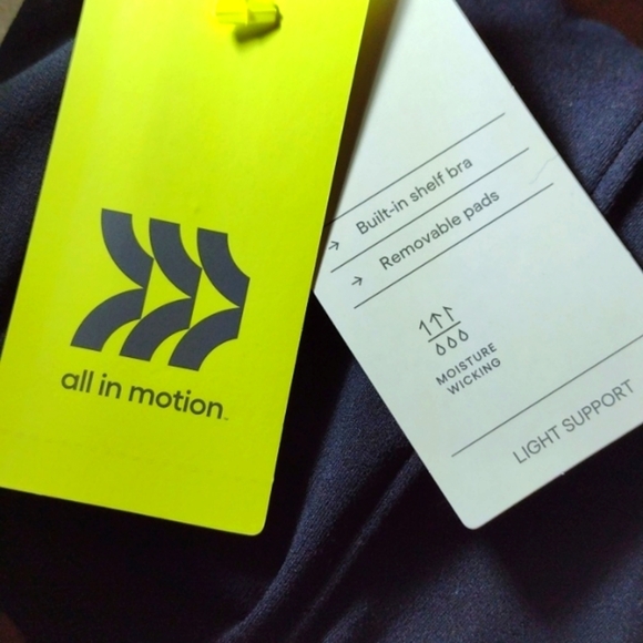 NWT Women's Light Support Strappy Racerback Sports Bra - All in Motion - S - Picture 4 of 6